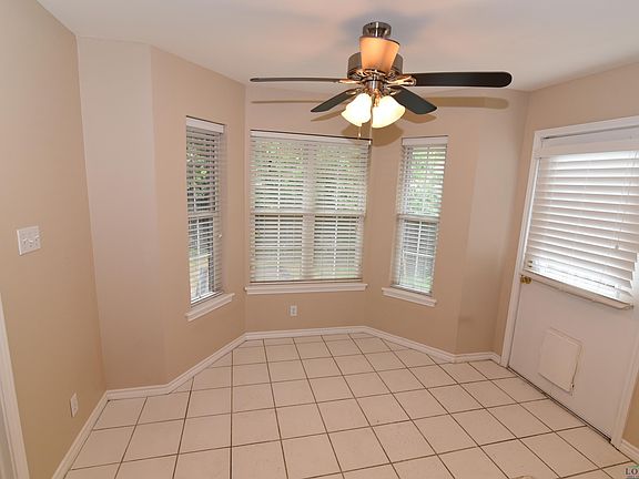 3rd image of 310 Mill Creek Dr