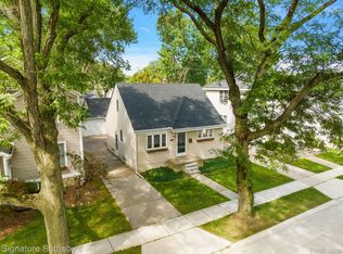 1267 Webster Ave, Birmingham, MI 48009