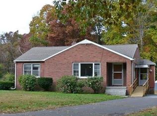 104 Greenwich Rd, Ware, MA 01082