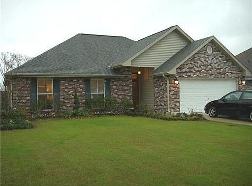 1st image of 600 Foxwood Ln