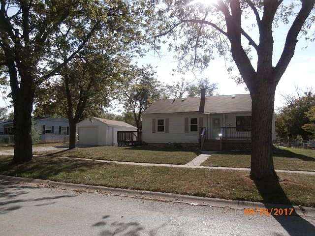 1st image of 22138 Yates Ave