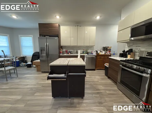 57 College Ave #1, Somerville, MA 02144
