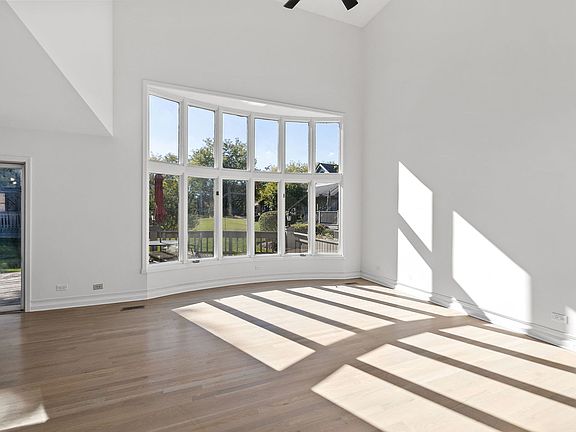 5th image of 14409 Crystal Tree Dr