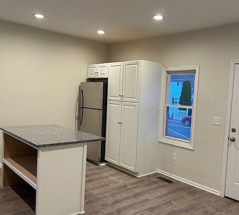 Kitchen Granite Countertops Stainless Steel Appliances