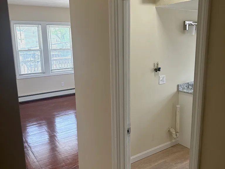 707 Douglas Ave #2 — Photo 4