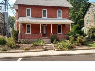 146 N 7th St, Perkasie, PA 18944