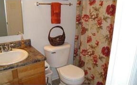 5th image of 2822 Brewster Ln