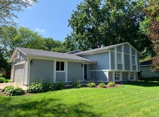 155 Lakeview Dr NW, Cokato, MN 55321