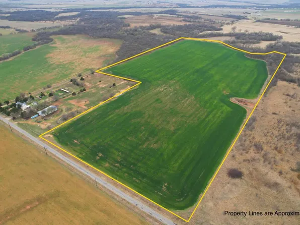 N 2620th Rd, Walters, OK 73572