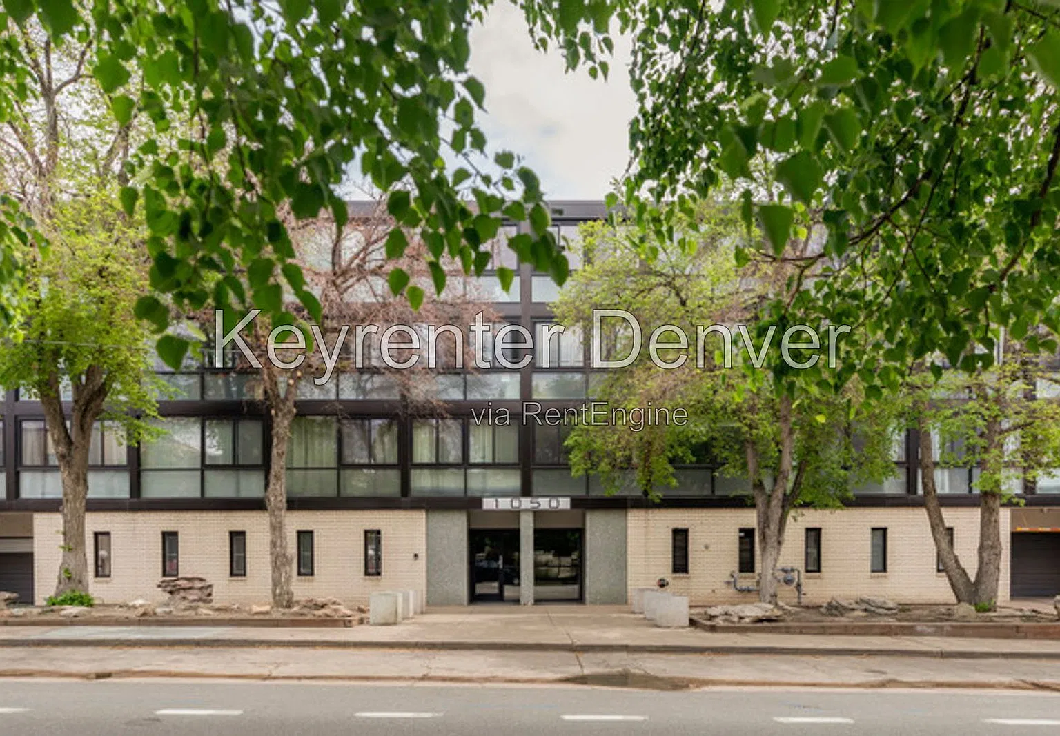 1 bed, 1.0 bath, 760 sqft, $1,400 — Photo 2