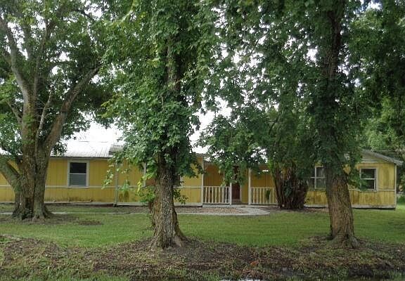 2nd image of 20 NW 115th Drive