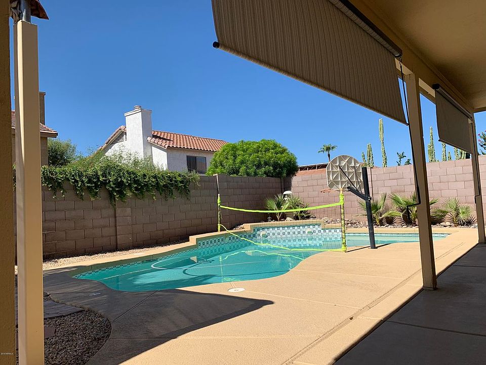 2nd image of 10351 W Willow Ln