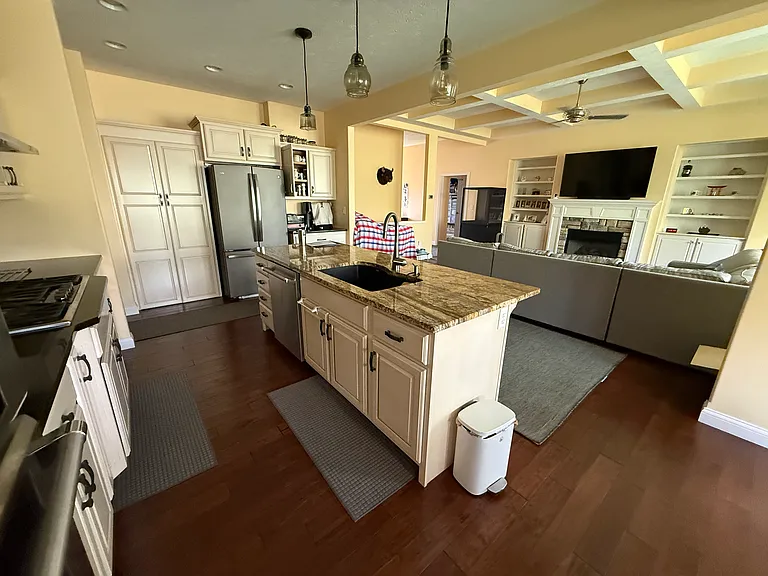187 Westbrook Ct — Photo 9