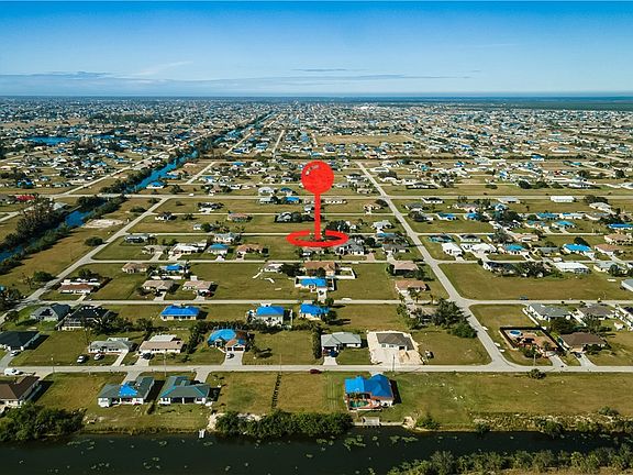 5th image of 2035 NE 9th Ave