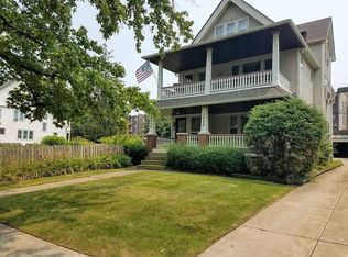 2646 Hampshire Rd, Cleveland Heights, OH 44106