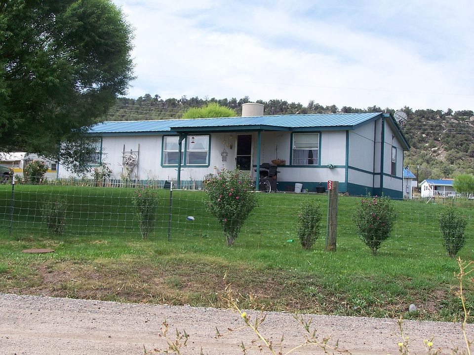 Front of House w/porch