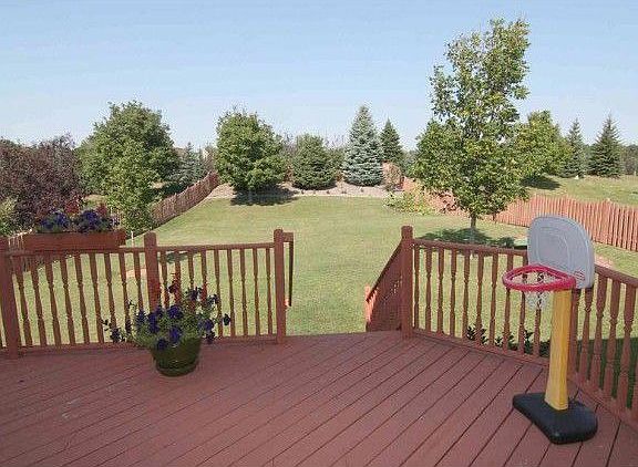 3rd image of 2390 Manuela Dr