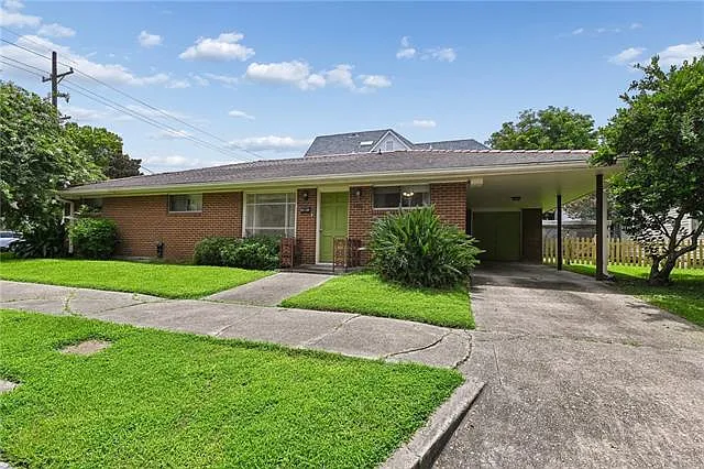 2 bed, 2.0 bath, 1000 sqft, $2,000 — Photo 2