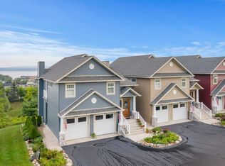 816 Lakeview Rdg, Petoskey, MI 49770