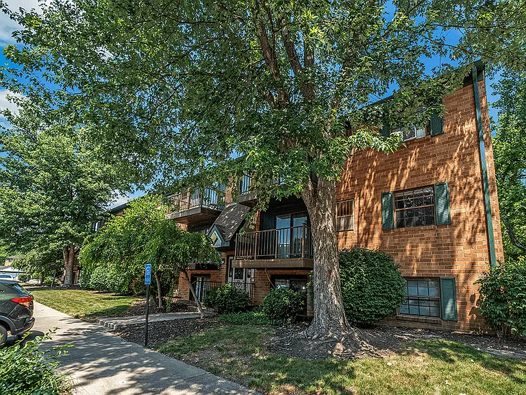 Contact Us to Schedule a Tour!