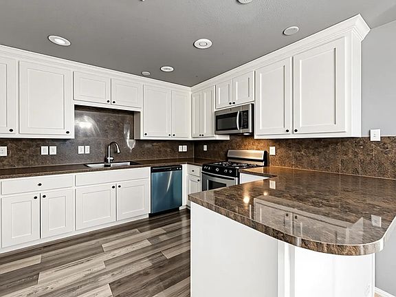 5th image of 3605 Corder St