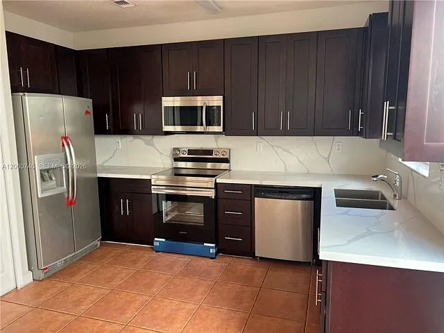 5400 NW 107th Ave #410 — Photo 2