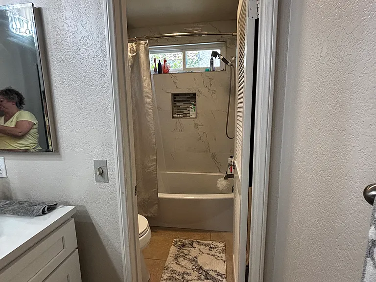 25 Santa Monica St — Photo 3