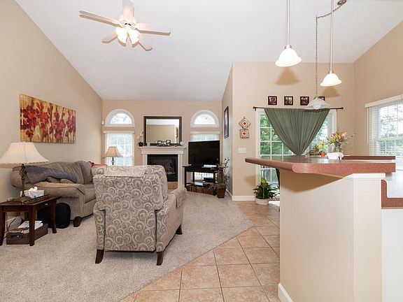 2nd image of 1 Crista Ann Ct