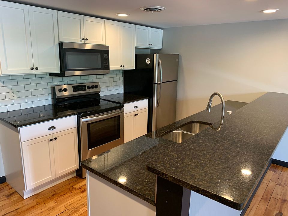 1st image of 215 E Cherry St #202