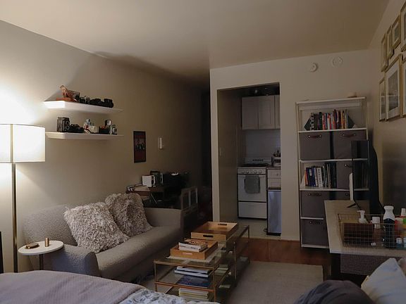 2nd image of 239 E 84th St APT 4D