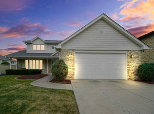 15607 New England Ave, Oak Forest, IL 60452
