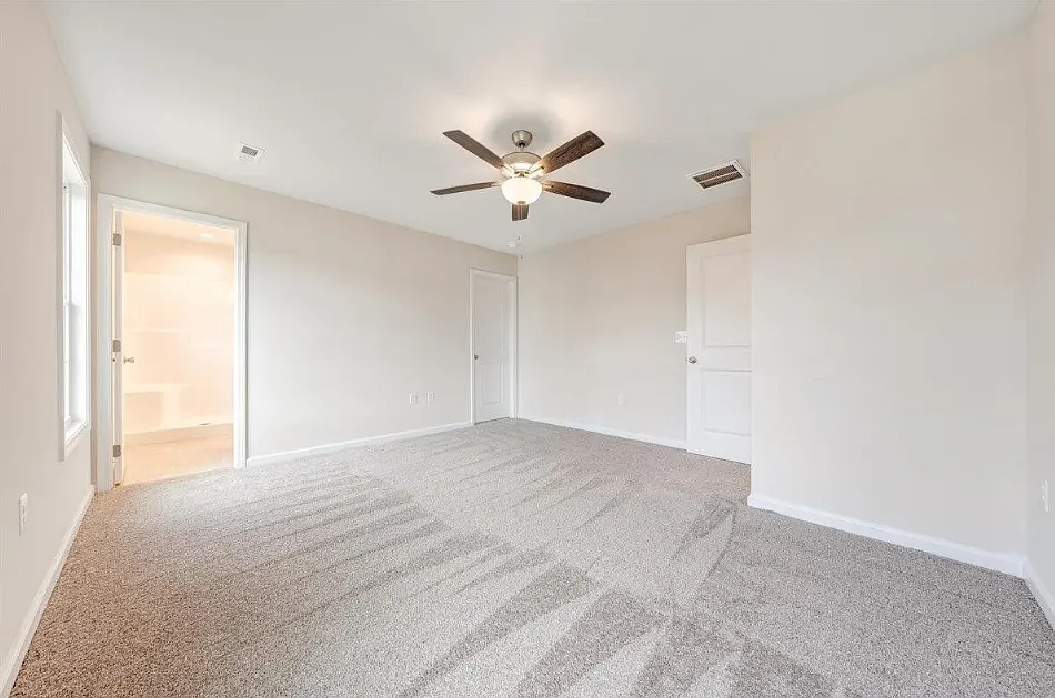 2 bed, 1585 sqft, $1,849 — Photo 4