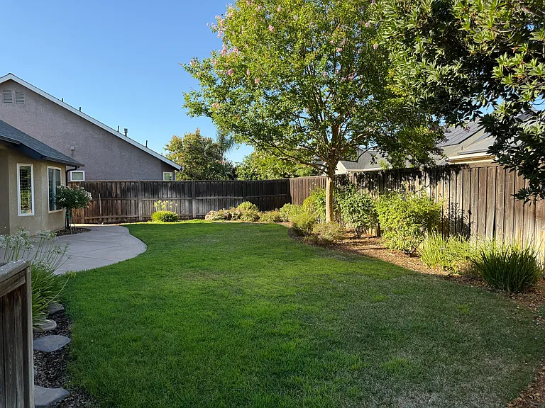 3156 N Arroyo Ave — Photo 19