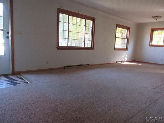 5th image of 907 River Acres Dr