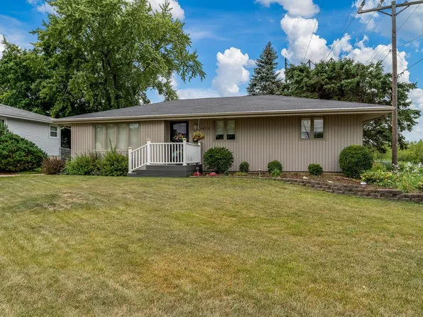 3812 Huffman Blvd, Rockford, IL 61103