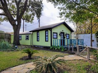 1308 E Washington Ave, Navasota, TX 77868