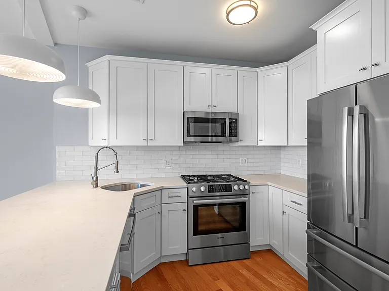 172 Kimball Ave #2 — Photo 3