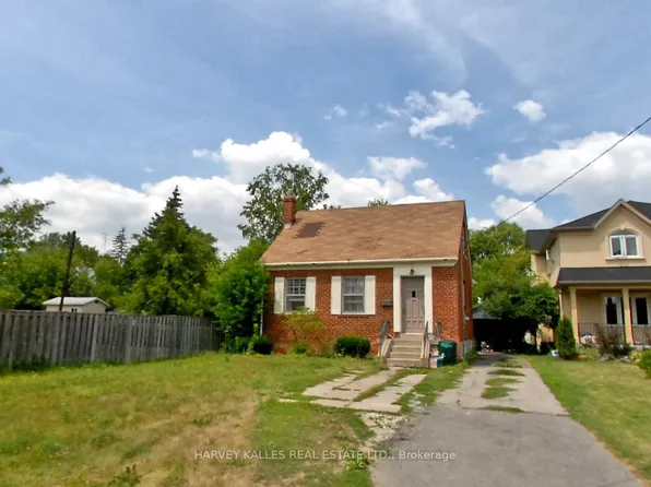 112 Allingham Gdns, Toronto, ON M3H 1Y2