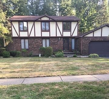 1st image of 22 Shadow Wood Dr
