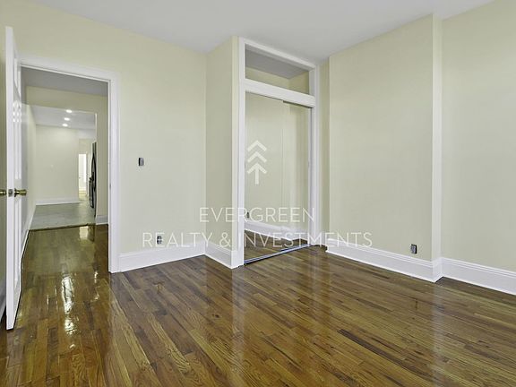 2nd image of 317 Chauncey St APT 3R