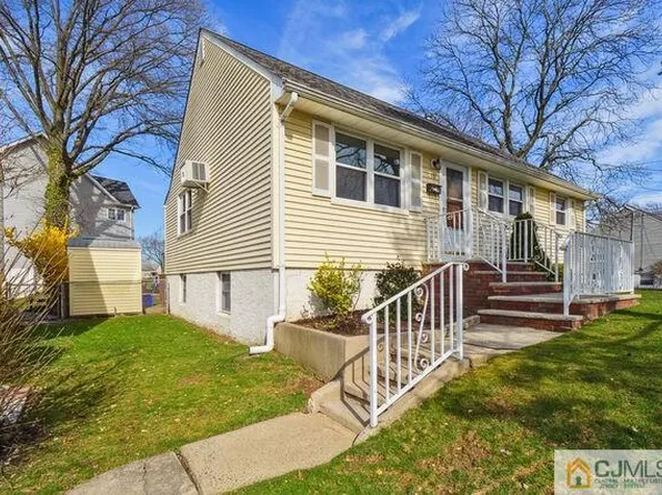 10 Byrd St, Iselin, NJ 08830