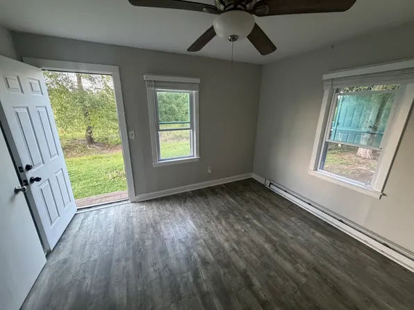 709 Wilson Ave #A, Spring Lake, NC 28390