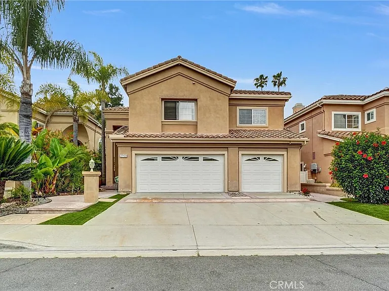 27131 S Ridge Dr — Photo 1
