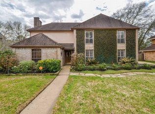 15827 Ridge Park Dr, Houston, TX 77095