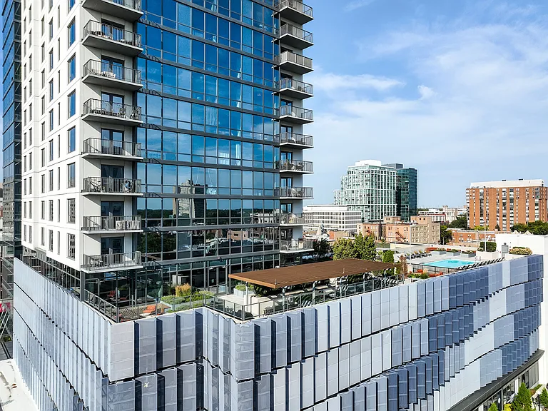 The Emerson — Photo 68