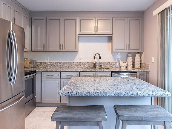 2nd image of 2445 Tunica Cir