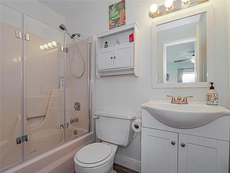 76 Royal Oak Dr #205 — Photo 19