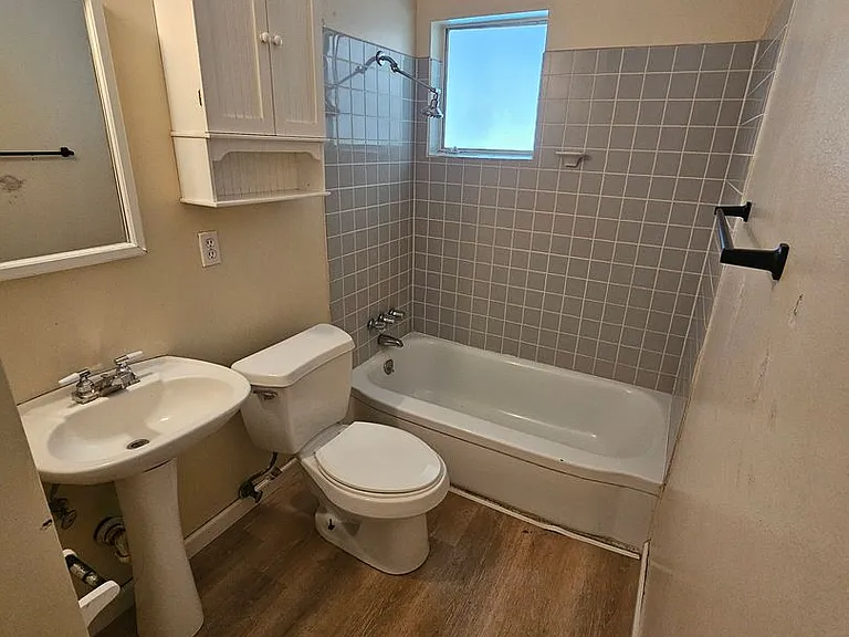 231 Galleron Way — Photo 9