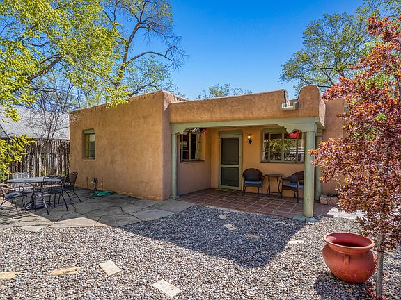 5th image of 655 Galisteo St APT 4