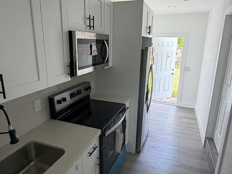 26500 SW 137th Ct — Photo 1